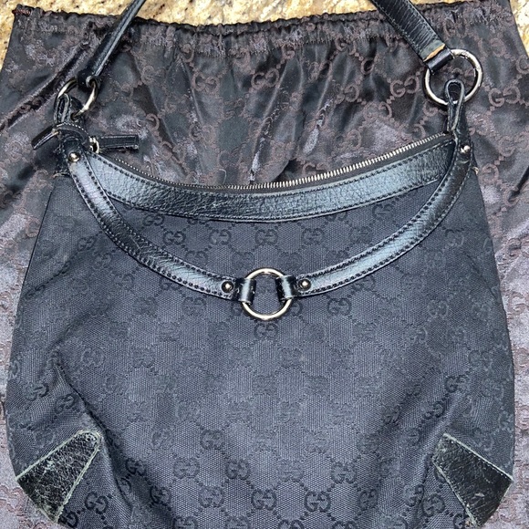 Gucci Horseshoe Shoulder Bag - Picture 2 of 7